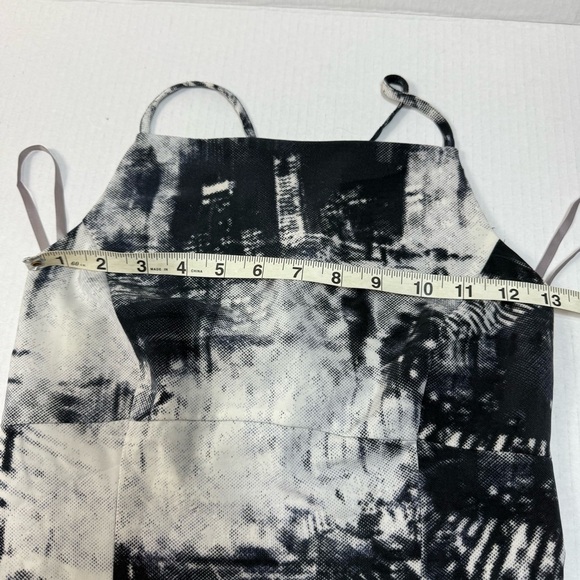 Silence + Noise by Anthropologie Black and White Graphic Fitted Camisole Size S - Picture 7 of 7